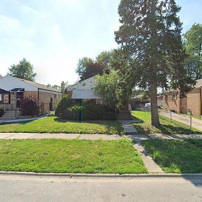 12526 S Honore St, Calumet Park, IL 60827