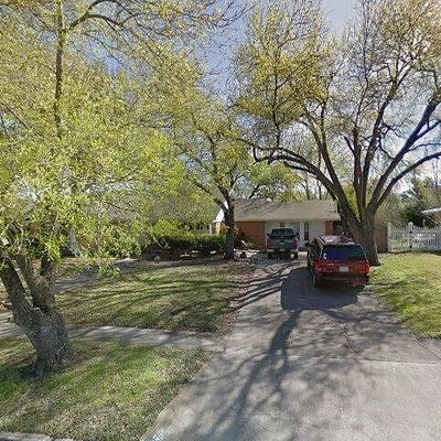 130 Shadywood Ln, San Antonio, TX 78216