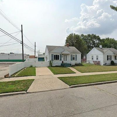 1311 Buckingham Ave, Lincoln Park, MI 48146