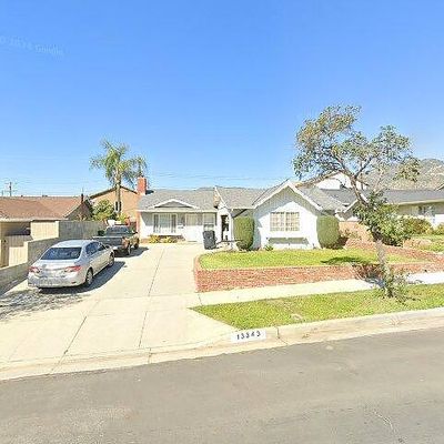 13343 Bombay St, Sylmar, CA 91342