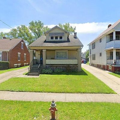 11108 Dove Ave, Cleveland, OH 44105