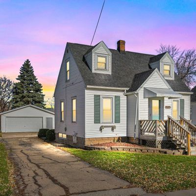 115 Edna Ave, Neenah, WI 54956