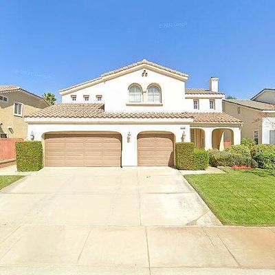 1460 Moonlight Dr, Beaumont, CA 92223