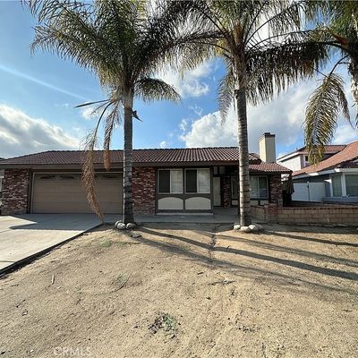 1478 Shady Oaks Dr, Perris, CA 92571