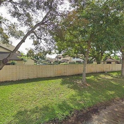 150 Sw 97 Th Ter, Pembroke Pines, FL 33025