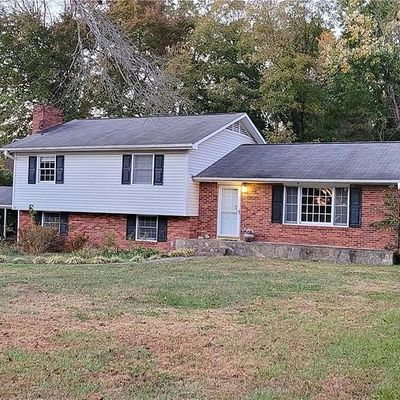 1501 Norwich Rd, Winston Salem, NC 27127