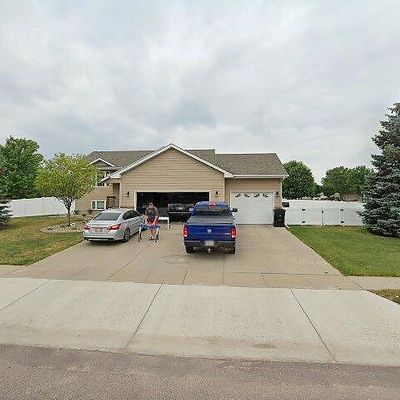 1505 S Discovery Ave, Sioux Falls, SD 57106