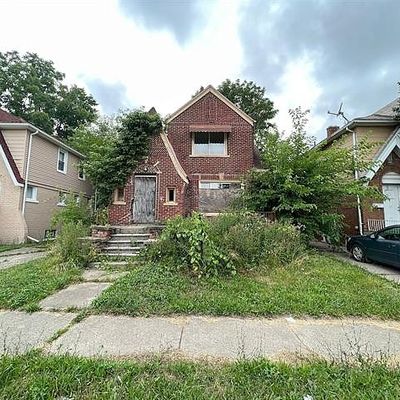 15095 Strathmoor St, Detroit, MI 48227