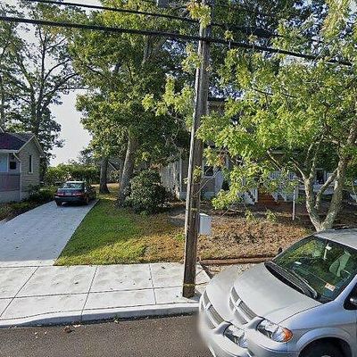 151 E Wyoming Ave, Absecon, NJ 08201