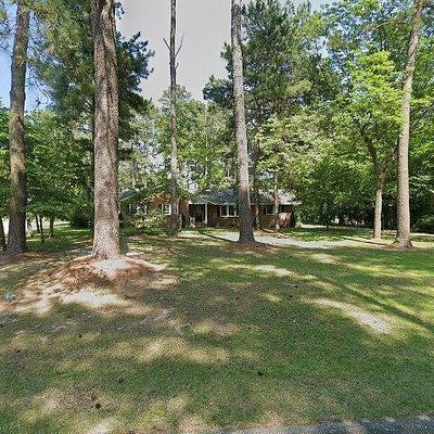 1511 Speight Forest Dr, Tarboro, NC 27886