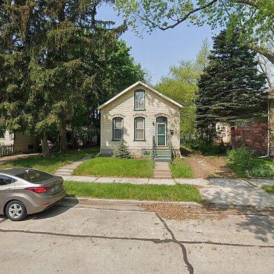 1516 Lincoln St, Racine, WI 53402