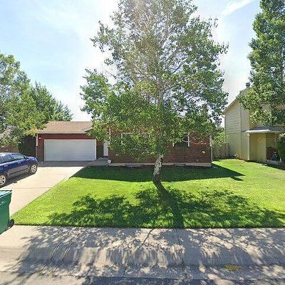 152 43 Rd Avenue Ct, Greeley, CO 80634
