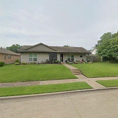 1526 Douglas Dr, Garland, TX 75041