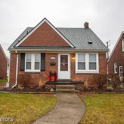 15615 Veronica Ave, Eastpointe, MI 48021