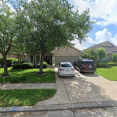 1602 Roaring Springs Ln, Seabrook, TX 77586