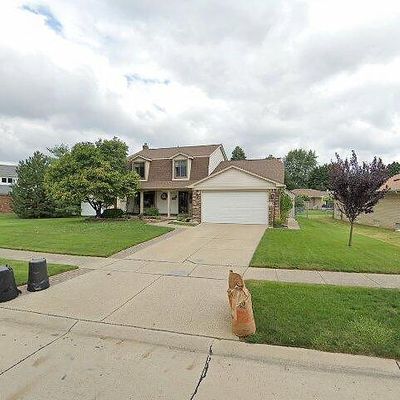 13825 Breezy Dr, Sterling Heights, MI 48313