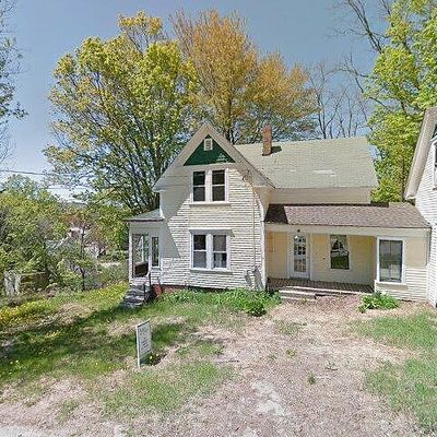 14 Munsey Ave, Livermore Falls, ME 04254