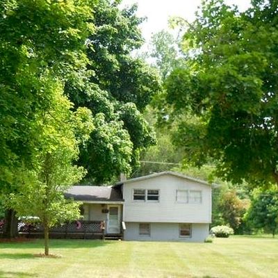 14175 Dixon Rd, Dundee, MI 48131