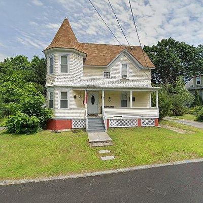 143 Blackamore Ave, Cranston, RI 02910