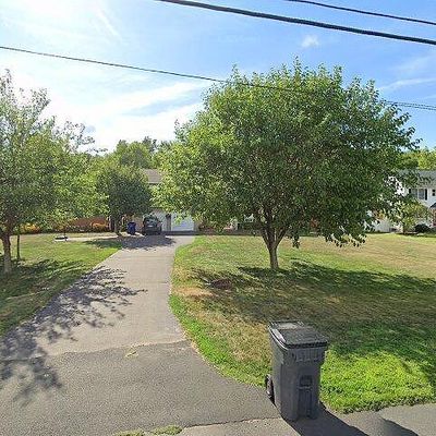 145 East St N, Suffield, CT 06078