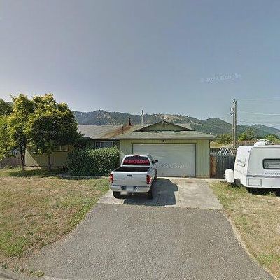 145 Midway St, Myrtle Creek, OR 97457