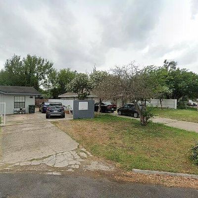 1814 Rosalinda St, Mission, TX 78572