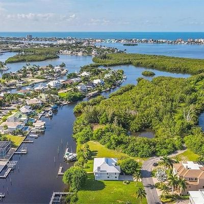 18211 Old Pelican Bay Dr, Fort Myers Beach, FL 33931