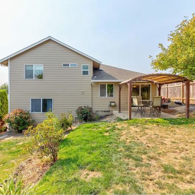 1825 Nw Spanish Bay Dr, Mcminnville, OR 97128