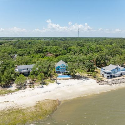 183 Sea Pines Dr, Saint Helena Island, SC 29920