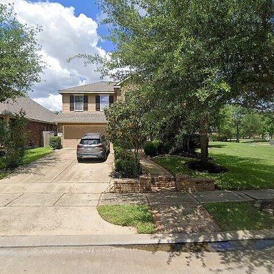 18310 S Elizabeth Shore Loop, Cypress, TX 77433