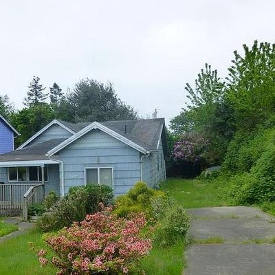 1837 7 Th St, Astoria, OR 97103