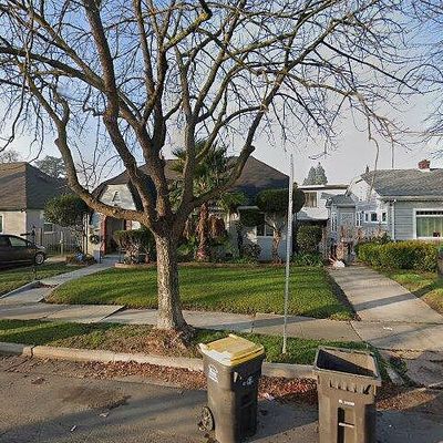 1851 Lomita Ave, Stockton, CA 95204