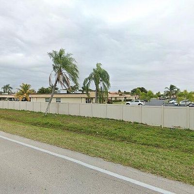 19 Cannes Ct, Fort Myers, FL 33919