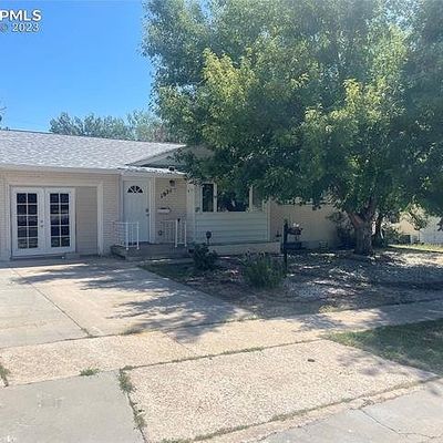 1921 Carlton Ave, Colorado Springs, CO 80909