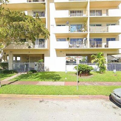 1975 Normandy Dr #406, Miami Beach, FL 33141