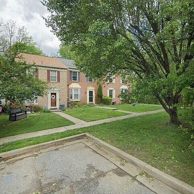 2 Carters Rock Ct, Catonsville, MD 21228