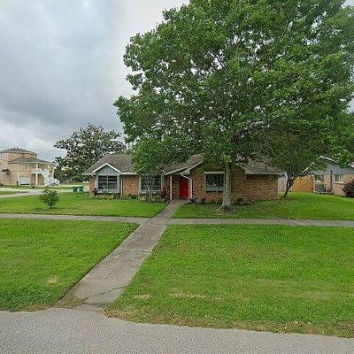 2001 Willow Wisp Dr, Seabrook, TX 77586