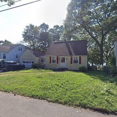 201 Edgehill Rd, Warwick, RI 02889