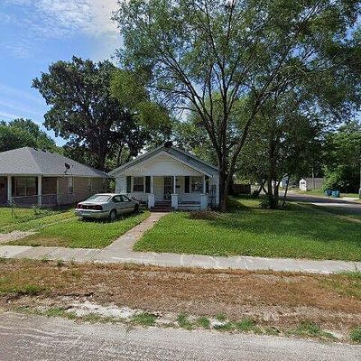 2034 W Webster St, Springfield, MO 65802