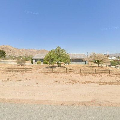 16857 Ocotilla Rd, Apple Valley, CA 92307