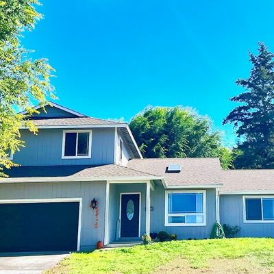 1693 Siskiyou St, Klamath Falls, OR 97601