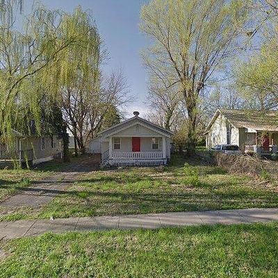 1736 W Olive St, Springfield, MO 65802