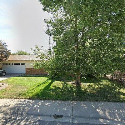 176 43 Rd Avenue Ct, Greeley, CO 80634