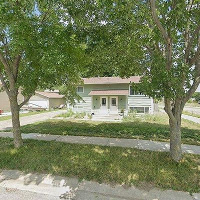1801 43 Rd St Nw, Rochester, MN 55901