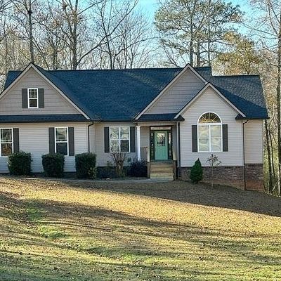 221 Lake Chase Dr N, Griffin, GA 30224