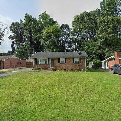 2211 Lynette Dr, Greensboro, NC 27403