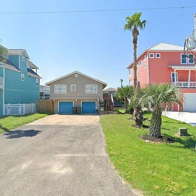 22116 Yoakum Dr, Galveston, TX 77554