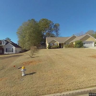 2415 Huntington Dr, Loganville, GA 30052