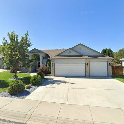 2427 S Chicago St, Nampa, ID 83686