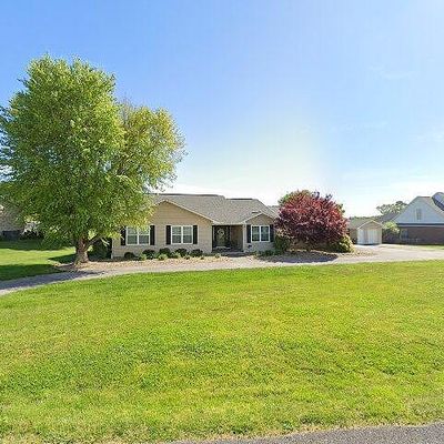 244 Battlefield Dr, Dandridge, TN 37725